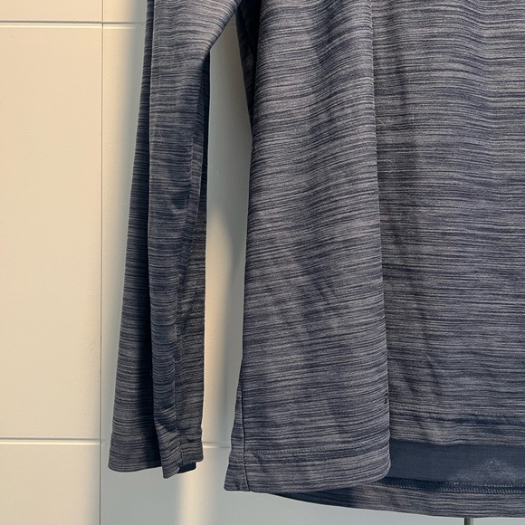 Men’s Nike Gray Quarter-Zip - Picture 3 of 4